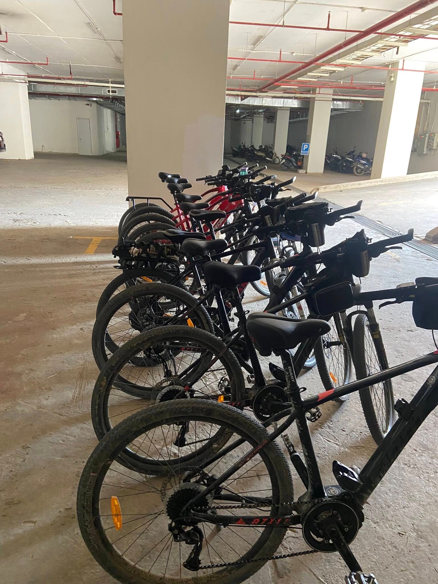 E-Bike Cycling Tour: Hanoi - Ba Be - Ha Giang 7 Days